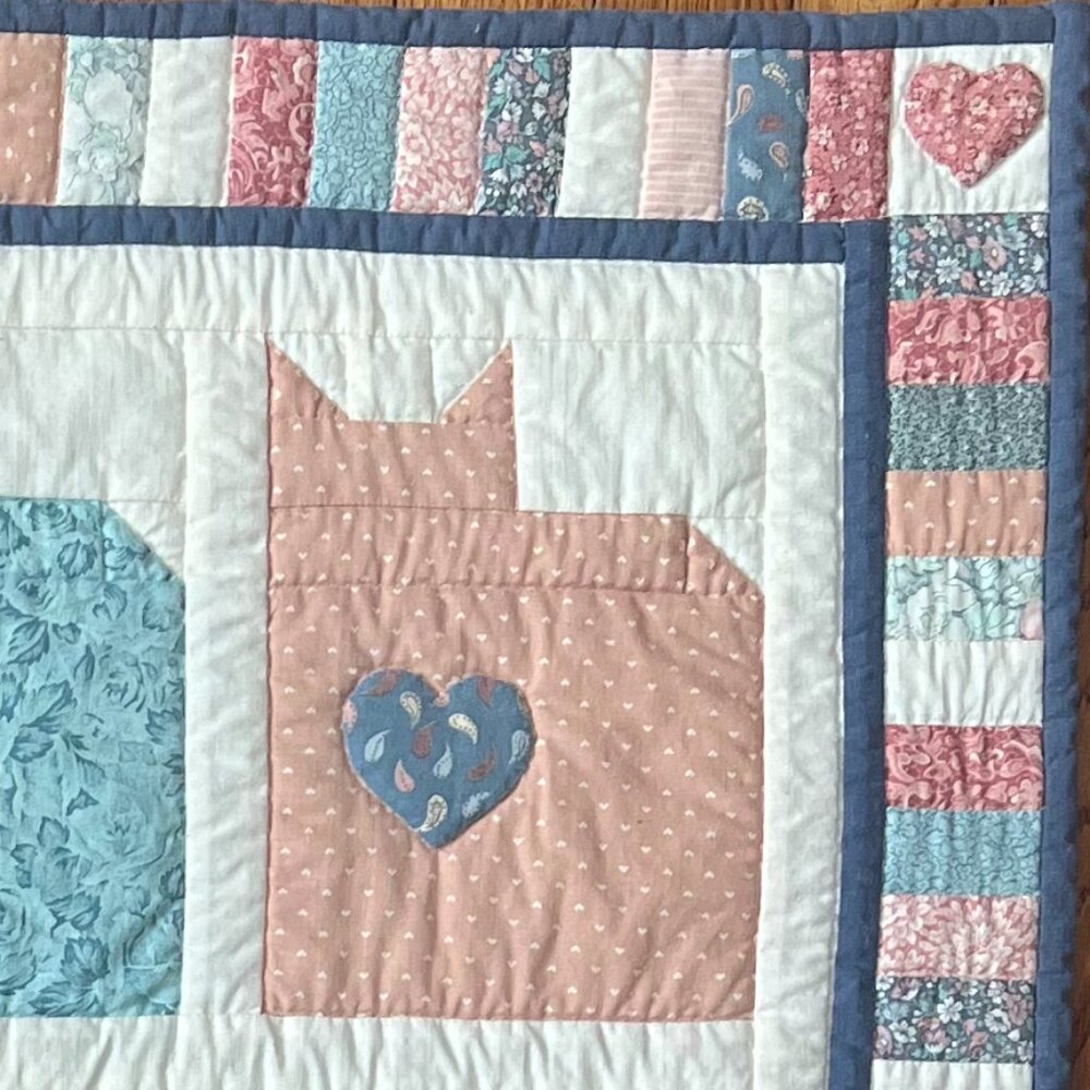Handmade Hand-Quilted Cozy Cat Baby Quilt / Lap Blanket / Wall Hanging ~ Kittens - Picture 6 of 16